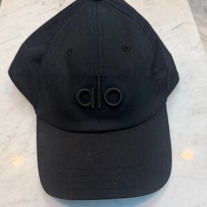 ALO Classic Black Hat